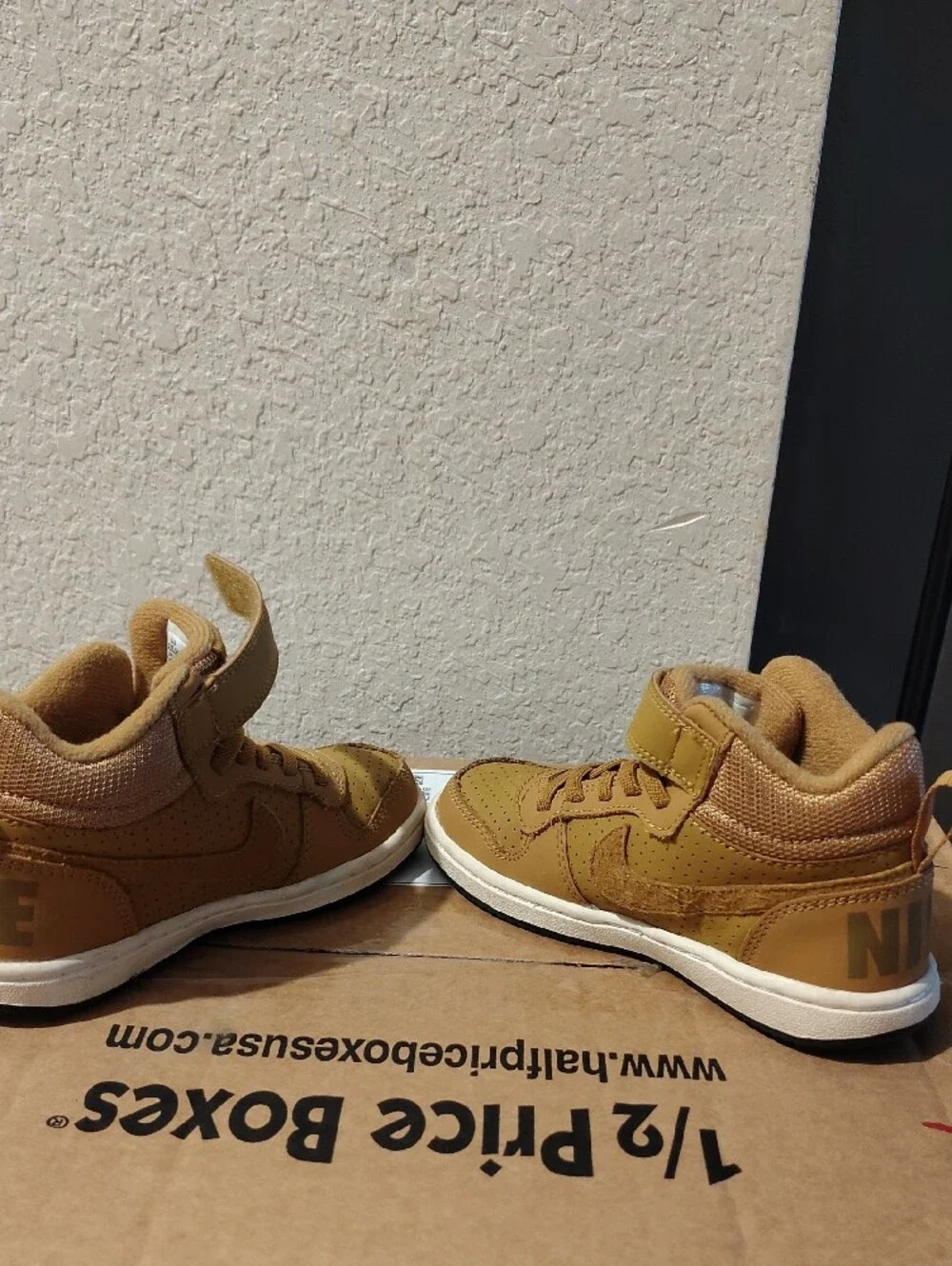 Nike Kids High-Top Sneakers in Tan